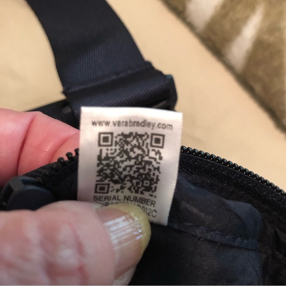 Brand new sling backpack by Vera. - Picture 7 of 7